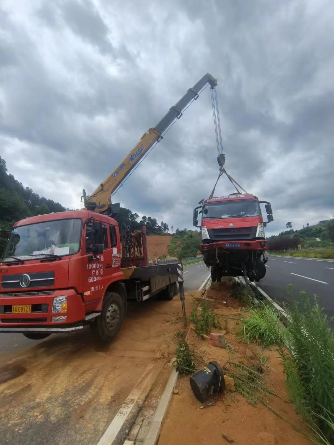 龙城区吊车出租公司在日常生活中对吊车要怎样检查