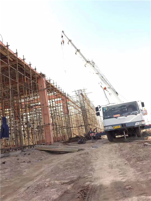 龙城区25 吨、50 吨吊车怎么选？多大重量 / 半径适合对应车型？