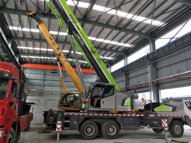 龙城区高空车出租需要注意哪些安全事项？